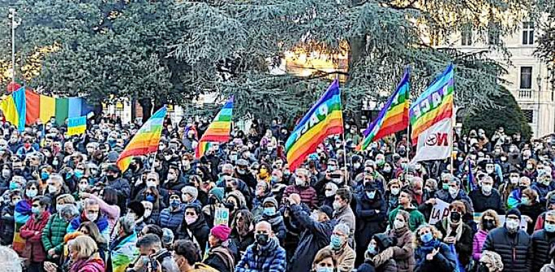 Manifestazione contro la guerra e le sue conseguenze economico sociali